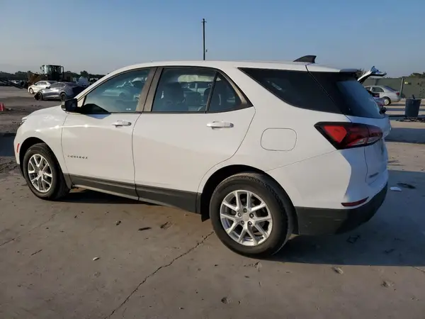 3GNAXHEV5NS168405 2022 CHEVROLET EQUINOX - Image 2