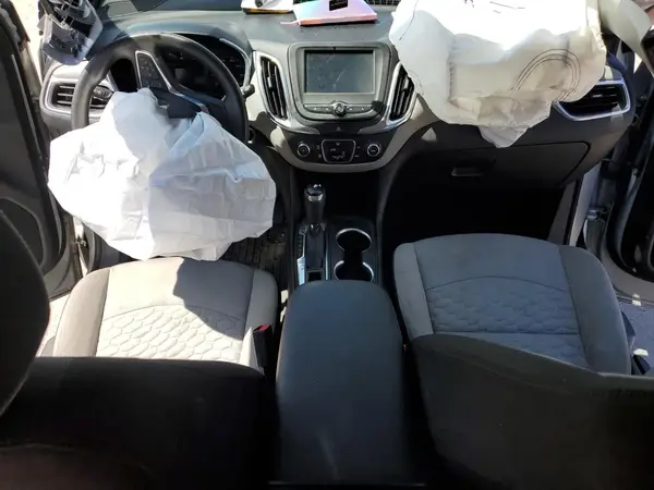 3GNAXHEV6JL104555 2018 CHEVROLET EQUINOX - Image 8