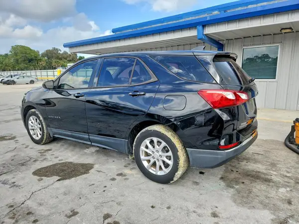 3GNAXHEV6JL340266 2018 CHEVROLET EQUINOX - Image 2