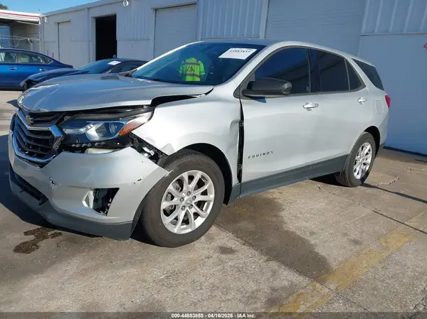 3GNAXHEV6JL399107 2018 CHEVROLET EQUINOX - Image 2
