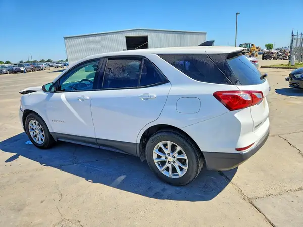 3GNAXHEV6JL410820 2018 CHEVROLET EQUINOX - Image 2