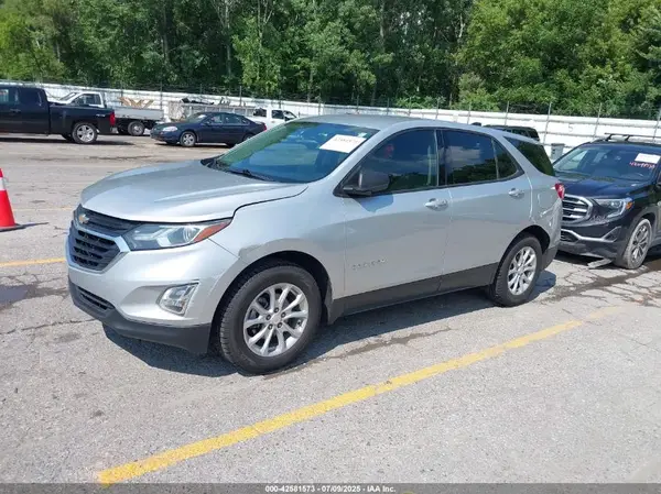 3GNAXHEV6JS508767 2018 CHEVROLET EQUINOX - Image 2