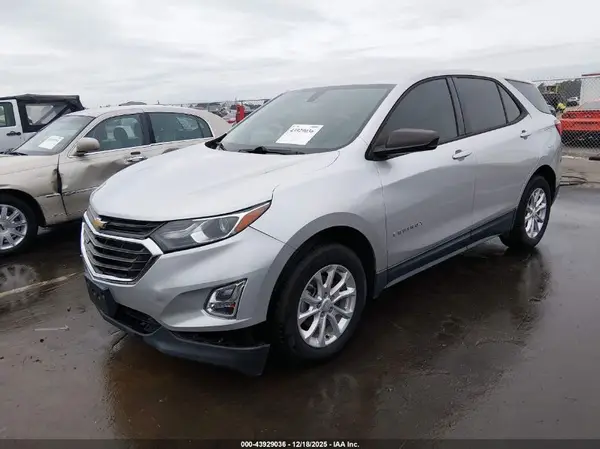 3GNAXHEV6JS534088 2018 CHEVROLET EQUINOX - Image 2
