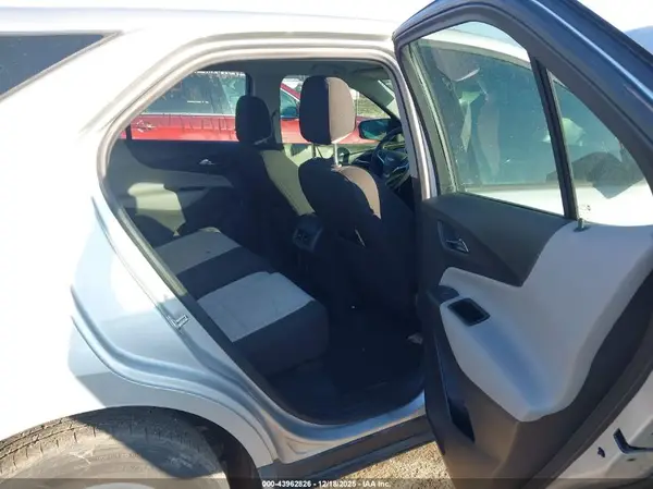 3GNAXHEV6JS642937 2018 CHEVROLET EQUINOX - Image 8