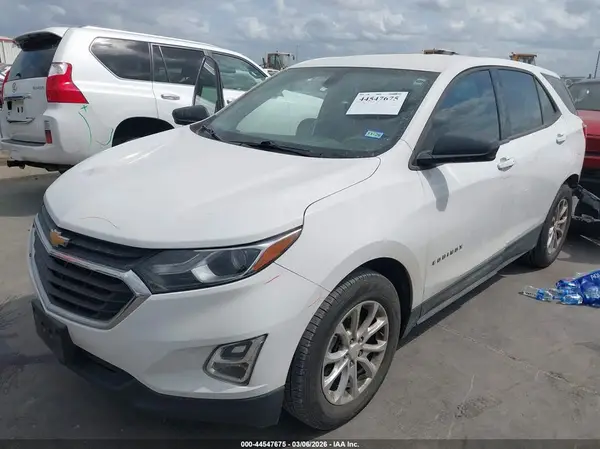 3GNAXHEV6KL205399 2019 CHEVROLET EQUINOX - Image 2