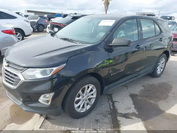 3GNAXHEV6KL301775 2019 CHEVROLET EQUINOX - Image 2