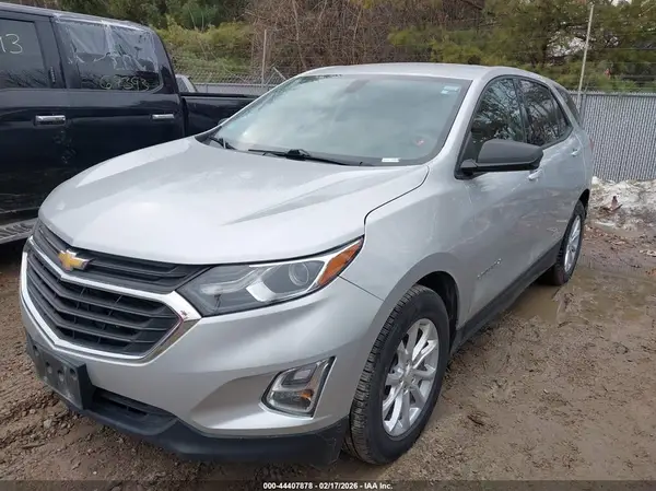 3GNAXHEV6KL334288 2019 CHEVROLET EQUINOX - Image 2