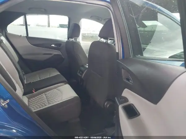 3GNAXHEV6KS557517 2019 CHEVROLET EQUINOX - Image 8