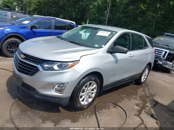 3GNAXHEV6KS678080 2019 CHEVROLET EQUINOX - Image 2