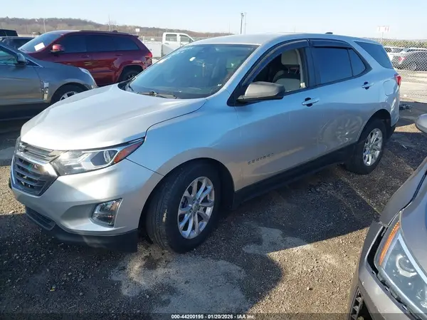 3GNAXHEV6LS666531 2020 CHEVROLET EQUINOX - Image 2