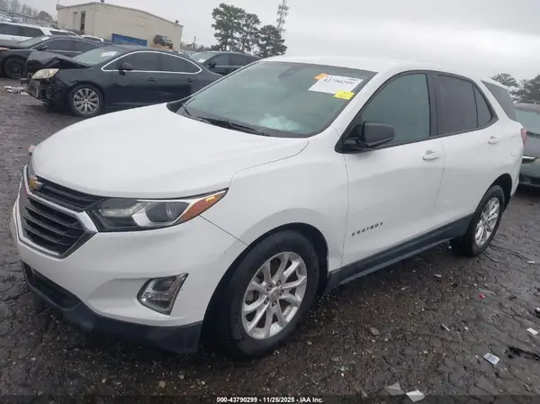 3GNAXHEV6LS679022 2020 CHEVROLET EQUINOX - Image 2