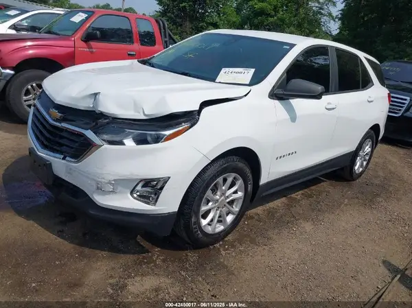 3GNAXHEV6LS694765 2020 CHEVROLET EQUINOX - Image 2