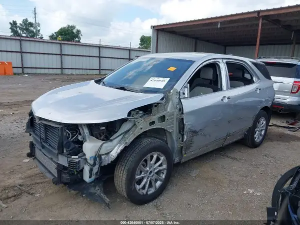 3GNAXHEV6MS129174 2021 CHEVROLET EQUINOX - Image 2