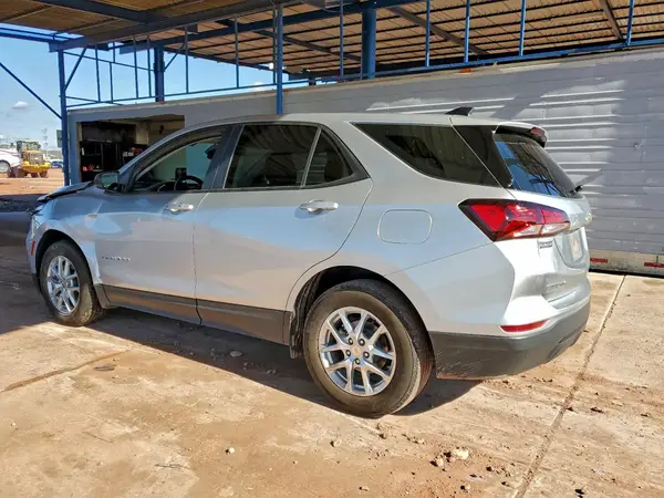 3GNAXHEV6NS146445 2022 CHEVROLET EQUINOX - Image 2