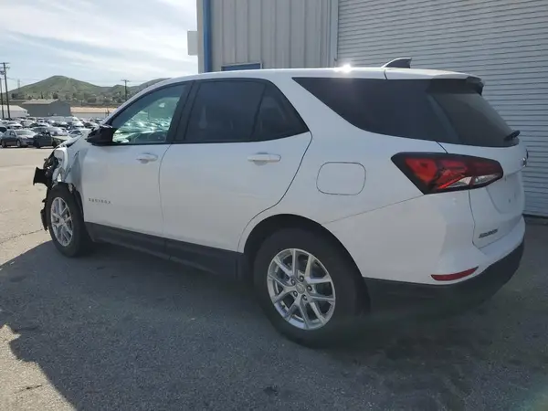 3GNAXHEV6NS154366 2022 CHEVROLET EQUINOX - Image 2