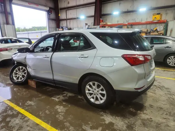 3GNAXHEV7JL342589 2018 CHEVROLET EQUINOX - Image 2