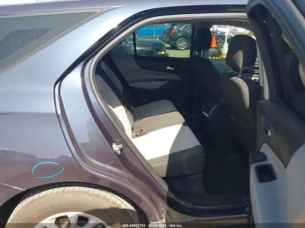 3GNAXHEV7JS531104 2018 CHEVROLET EQUINOX - Image 8