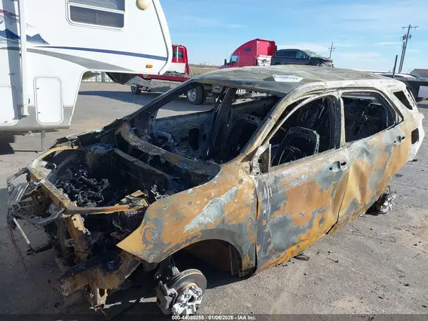 3GNAXHEV7JS561946 2018 CHEVROLET EQUINOX - Image 2