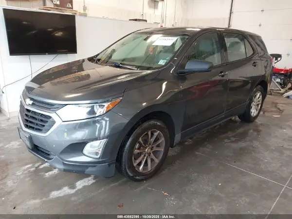 3GNAXHEV7JS568914 2018 CHEVROLET EQUINOX - Image 2