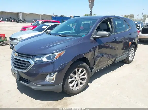 3GNAXHEV7KL238105 2019 CHEVROLET EQUINOX - Image 2
