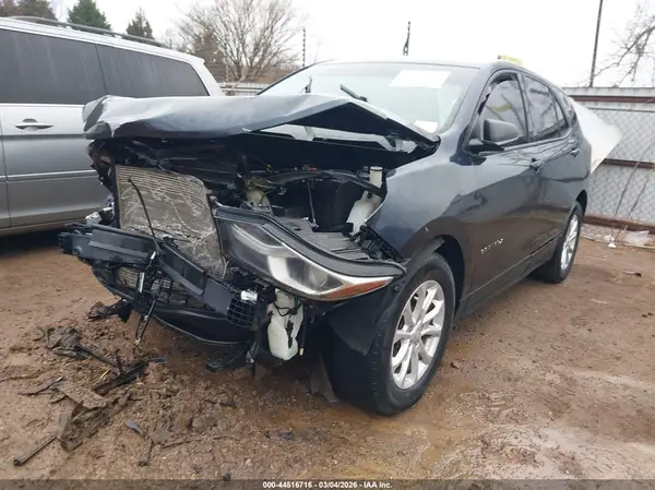 3GNAXHEV7KL268365 2019 CHEVROLET EQUINOX - Image 2