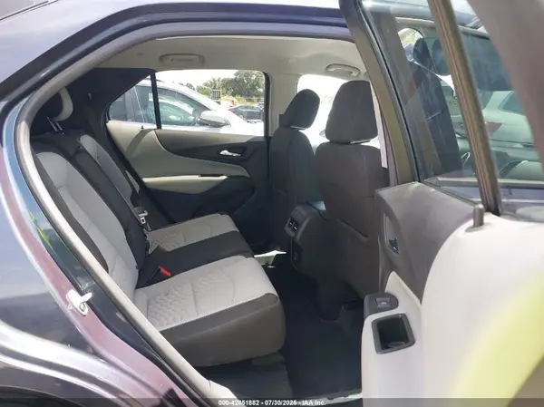 3GNAXHEV7KL298076 2019 CHEVROLET EQUINOX - Image 8