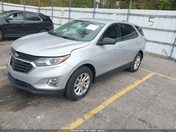 3GNAXHEV7KL391048 2019 CHEVROLET EQUINOX - Image 2