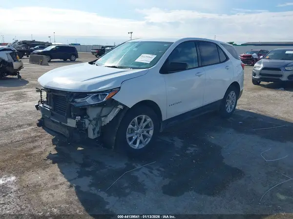 3GNAXHEV7KS519360 2019 CHEVROLET EQUINOX - Image 2