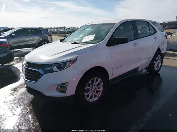 3GNAXHEV7KS566064 2019 CHEVROLET EQUINOX - Image 2