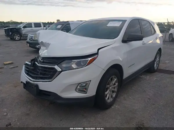 3GNAXHEV7LS582363 2020 CHEVROLET EQUINOX - Image 2
