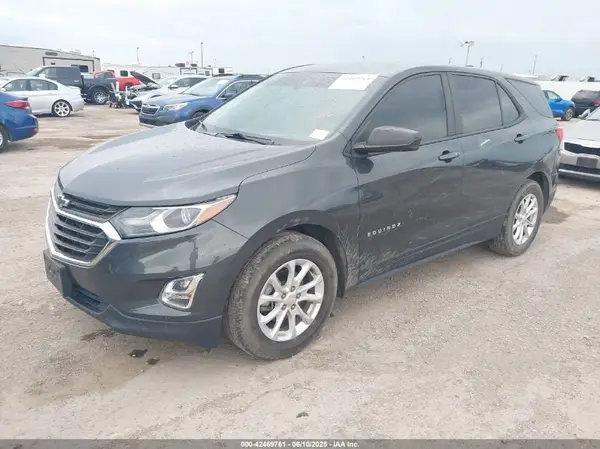 3GNAXHEV7LS587563 2020 CHEVROLET EQUINOX - Image 2