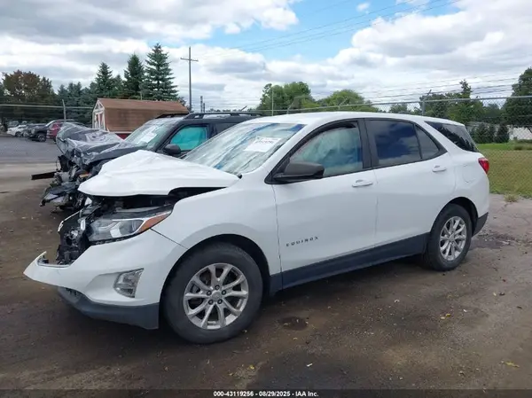 3GNAXHEV7LS646014 2020 CHEVROLET EQUINOX - Image 2