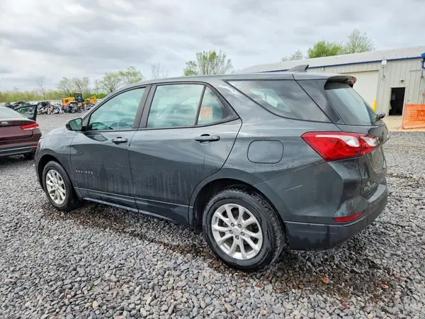 3GNAXHEV7LS659863 2020 CHEVROLET EQUINOX - Image 2