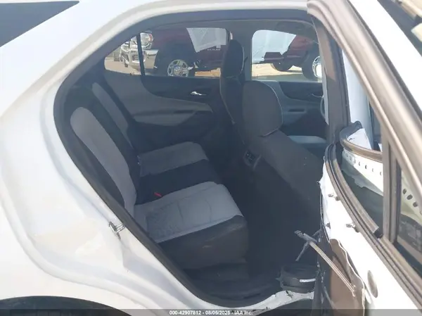 3GNAXHEV7MS104283 2021 CHEVROLET EQUINOX - Image 8