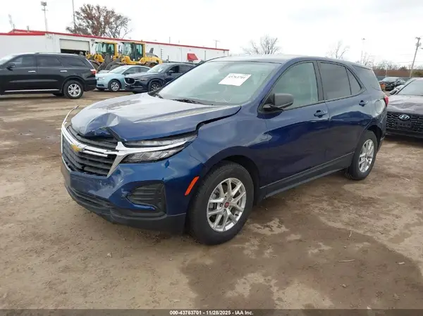 3GNAXHEV7NS206331 2022 CHEVROLET EQUINOX - Image 2