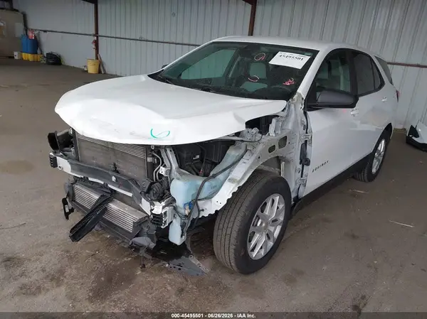 3GNAXHEV7NS246716 2022 CHEVROLET EQUINOX - Image 2