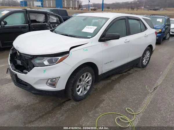 3GNAXHEV8JL117310 2018 CHEVROLET EQUINOX - Image 2