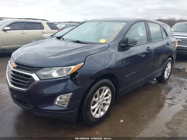 3GNAXHEV8JL366058 2018 CHEVROLET EQUINOX - Image 2