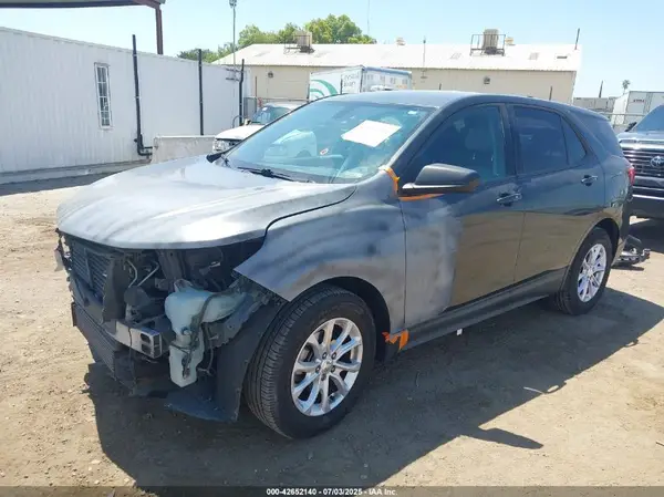 3GNAXHEV8JL374144 2018 CHEVROLET EQUINOX - Image 2