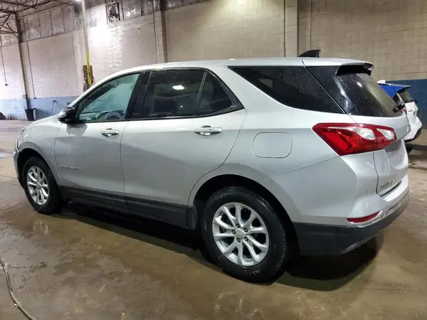 3GNAXHEV8JS566444 2018 CHEVROLET EQUINOX - Image 2