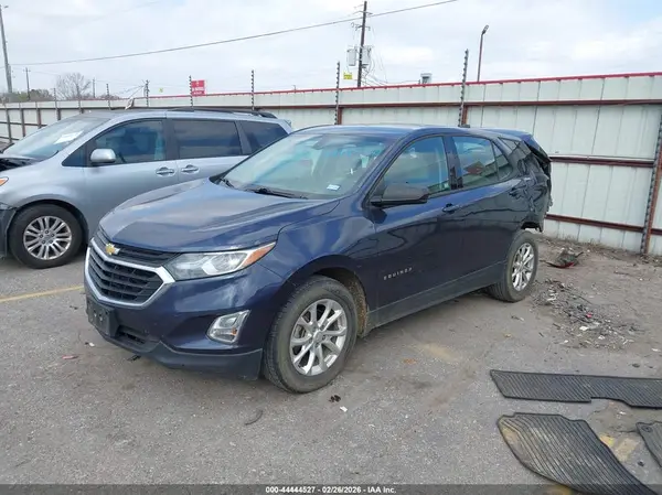 3GNAXHEV8JS647105 2018 CHEVROLET EQUINOX - Image 2