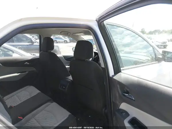 3GNAXHEV8KL301390 2019 CHEVROLET EQUINOX - Image 8