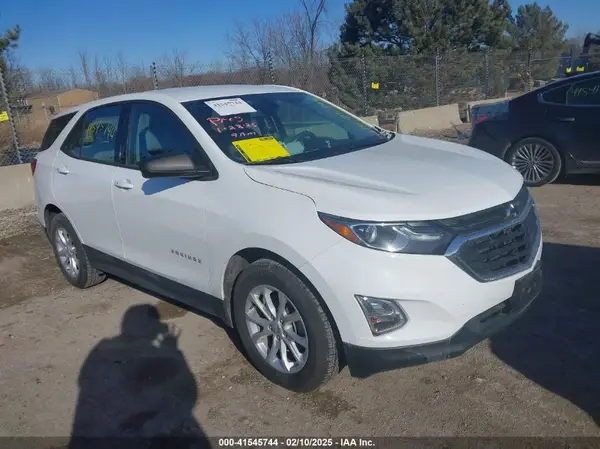 3GNAXHEV8KS519139 2019 CHEVROLET EQUINOX - Image 1