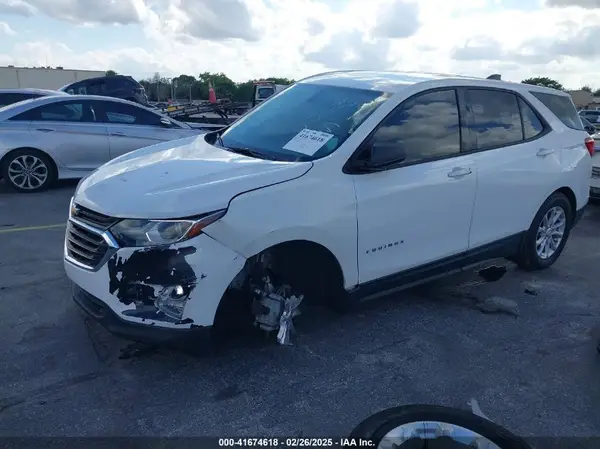 3GNAXHEV8KS574562 2019 CHEVROLET EQUINOX - Image 2