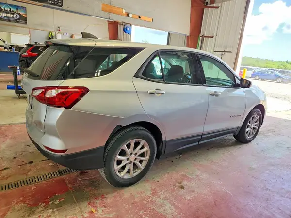 3GNAXHEV8KS659563 2019 CHEVROLET EQUINOX - Image 2