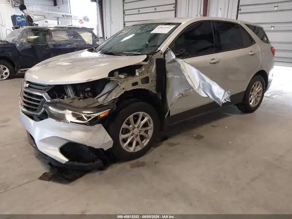 3GNAXHEV8KS680901 2019 CHEVROLET EQUINOX - Image 2