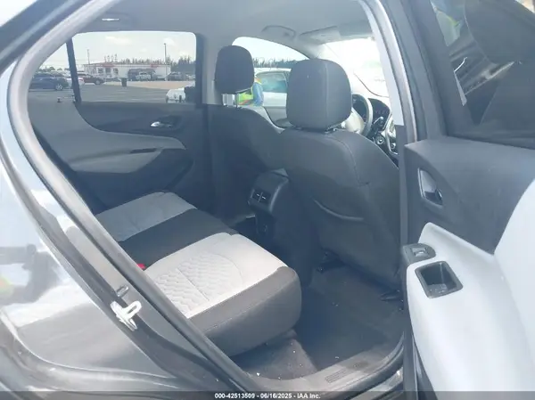 3GNAXHEV8LS627987 2020 CHEVROLET EQUINOX - Image 8