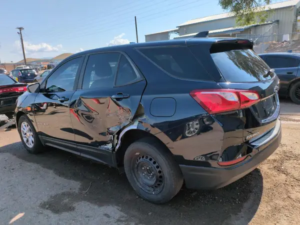 3GNAXHEV8LS704888 2020 CHEVROLET EQUINOX - Image 2