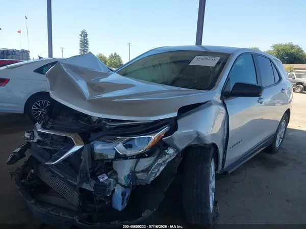 3GNAXHEV8LS720041 2020 CHEVROLET EQUINOX - Image 2