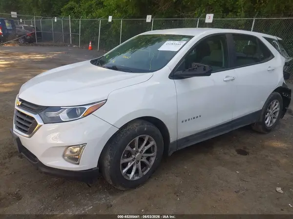 3GNAXHEV8LS727863 2020 CHEVROLET EQUINOX - Image 2
